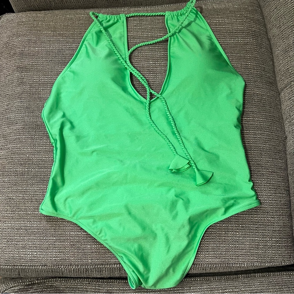 🌻Brazilian bathing suit one piece